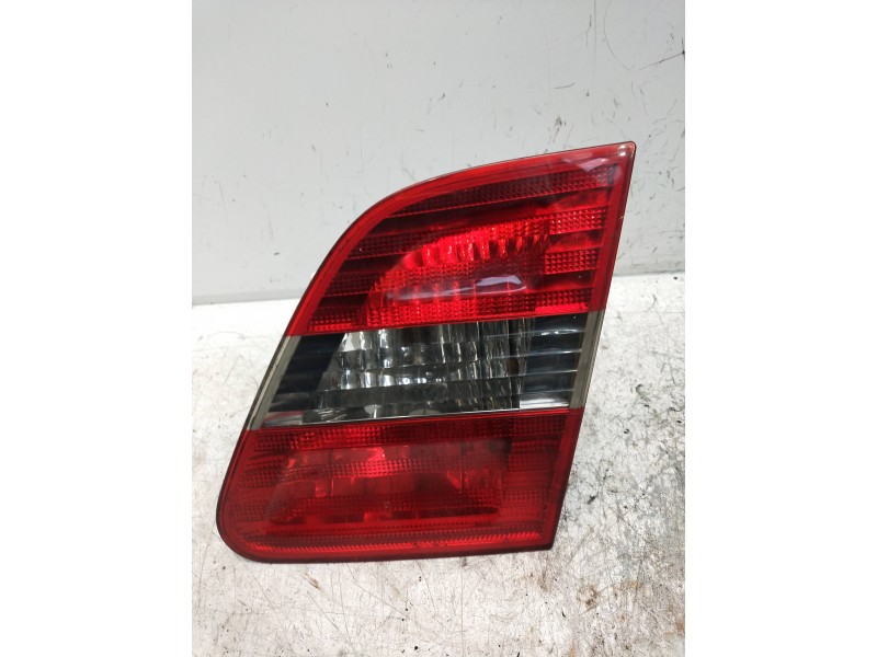 Recambio de piloto trasero derecho interior para mercedes clase b (w245) referencia OEM IAM A1698201664  