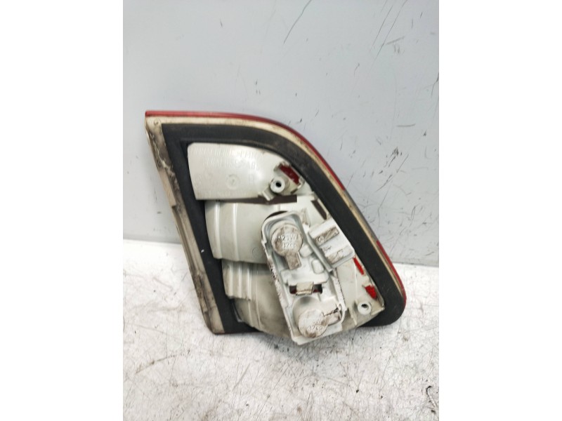 Recambio de piloto trasero derecho interior para mercedes clase b (w245) referencia OEM IAM A1698201664  