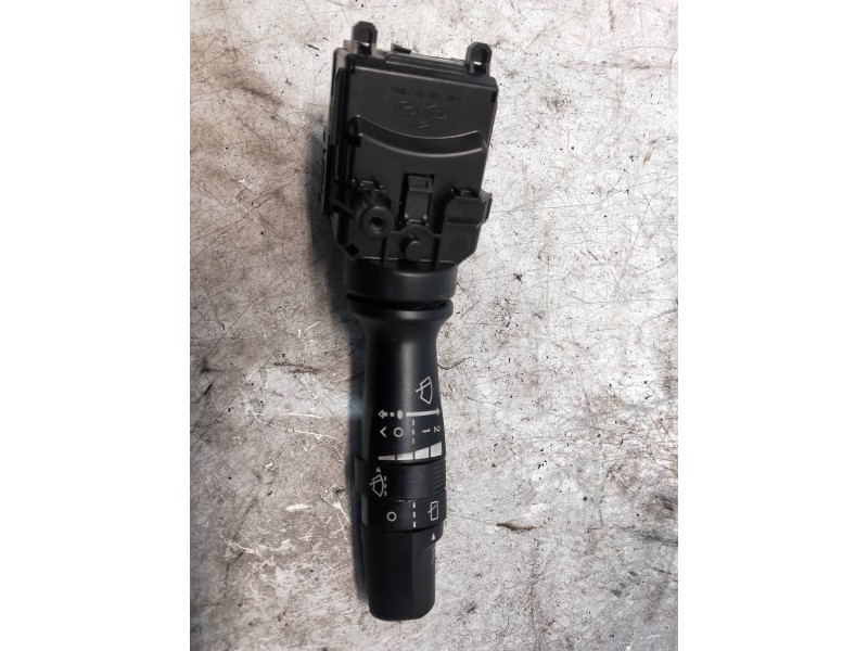 Recambio de mando limpia para hyundai ix35 referencia OEM IAM 934202K560  