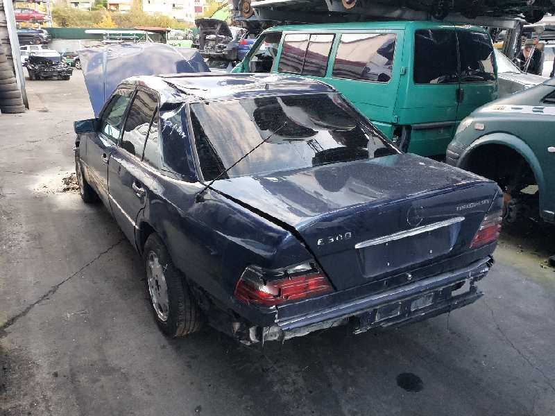 mercedes clase e (w124) berlina del año 1998