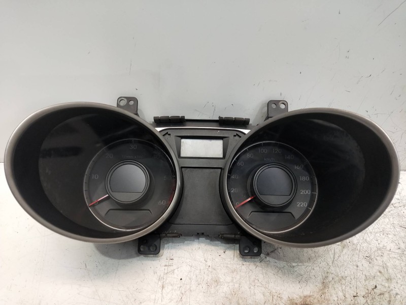 Recambio de cuadro instrumentos para hyundai ix35 referencia OEM IAM 940032Y290  