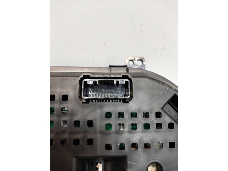 Recambio de cuadro instrumentos para hyundai ix35 referencia OEM IAM 940032Y290  