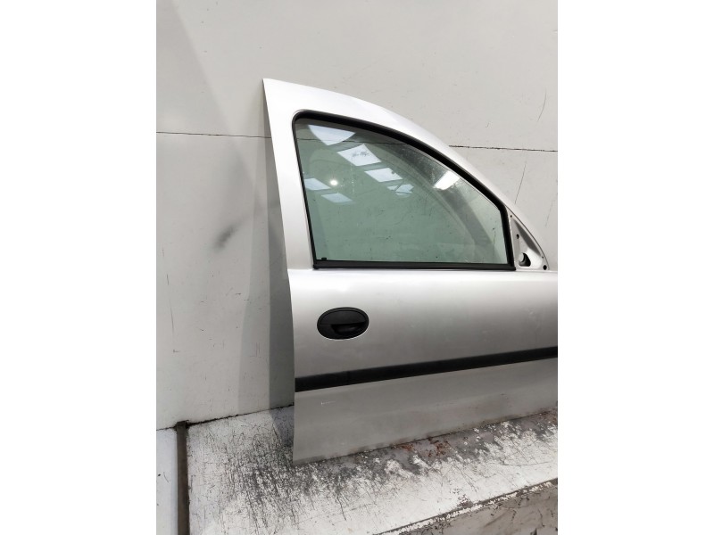 Recambio de puerta delantera derecha para opel combo (corsa c) referencia OEM IAM   6P