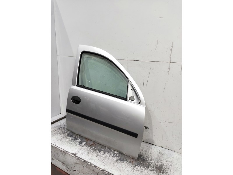 Recambio de puerta delantera derecha para opel combo (corsa c) referencia OEM IAM   6P