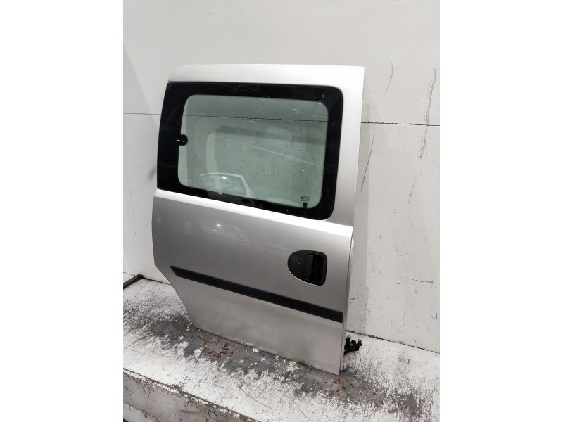 Recambio de puerta lateral corredera derecha para opel combo (corsa c) referencia OEM IAM   6P