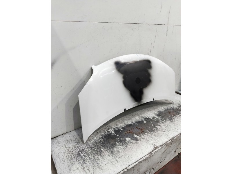 Recambio de capot para smart forfour referencia OEM IAM  OJO VER FOTOS CAPO RAJADO POR DELANTE