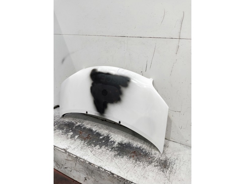 Recambio de capot para smart forfour referencia OEM IAM  OJO VER FOTOS CAPO RAJADO POR DELANTE