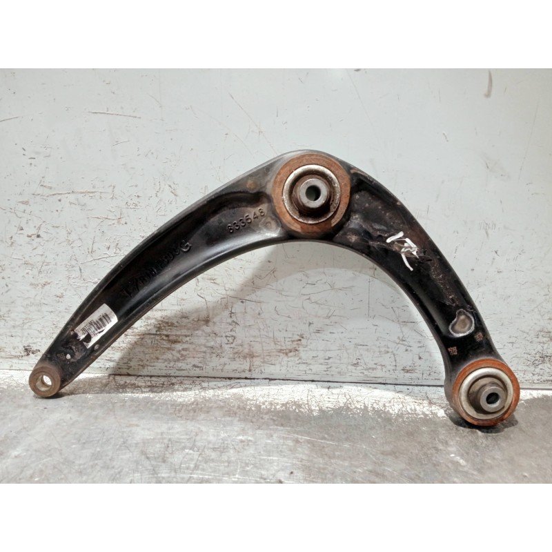Recambio de brazo suspension inferior delantero izquierdo para peugeot 5008 referencia OEM IAM 833548 7BTGM2 