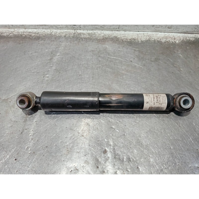 Recambio de amortiguador trasero derecho para peugeot 5008 referencia OEM IAM 980777358001 814902007018 
