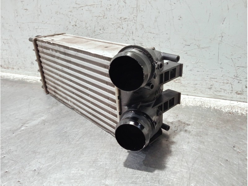 Recambio de intercooler para peugeot 5008 referencia OEM IAM 9684212480 M144105 