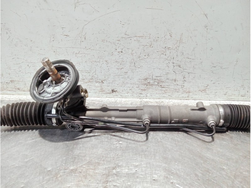 Recambio de cremallera direccion para peugeot 5008 referencia OEM IAM 6820000084  