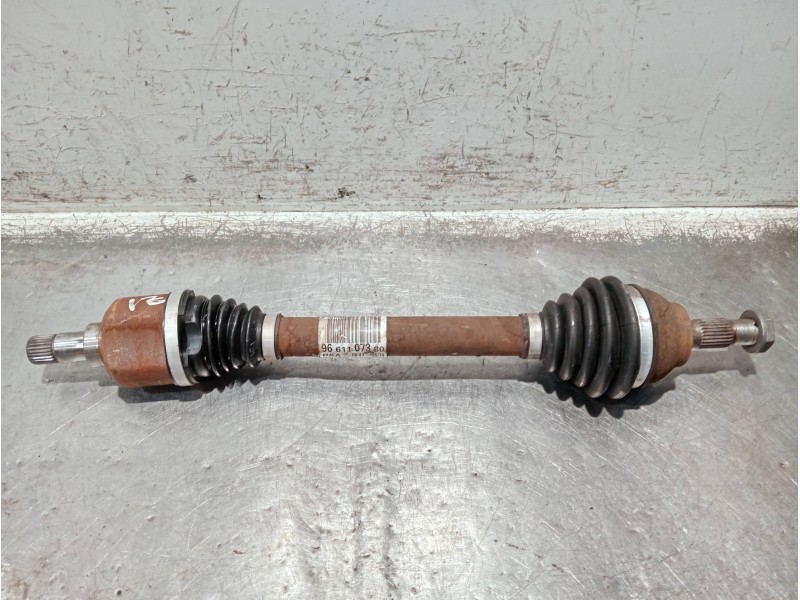 Recambio de transmision delantera izquierda para peugeot 5008 referencia OEM IAM 9661107380  