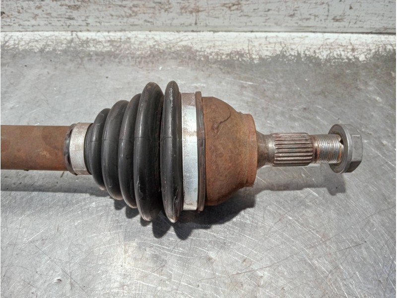 Recambio de transmision delantera izquierda para peugeot 5008 referencia OEM IAM 9661107380  