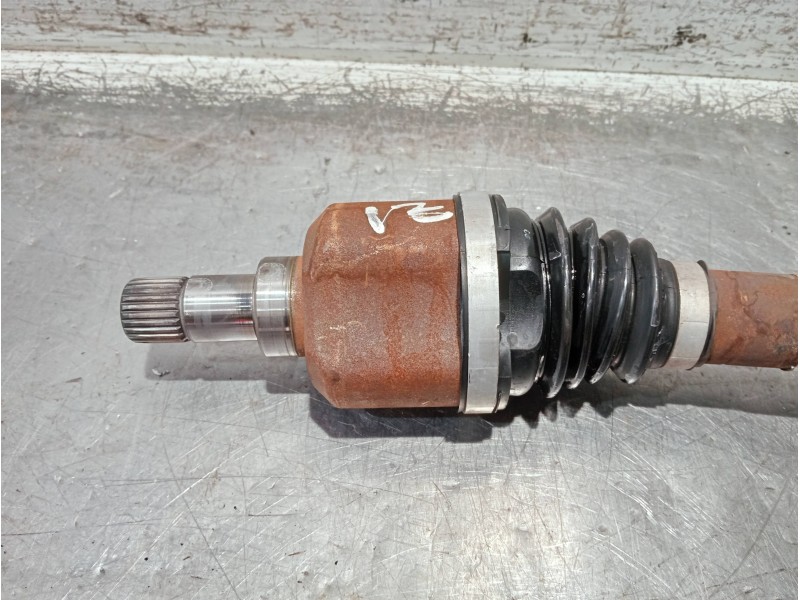 Recambio de transmision delantera izquierda para peugeot 5008 referencia OEM IAM 9661107380  