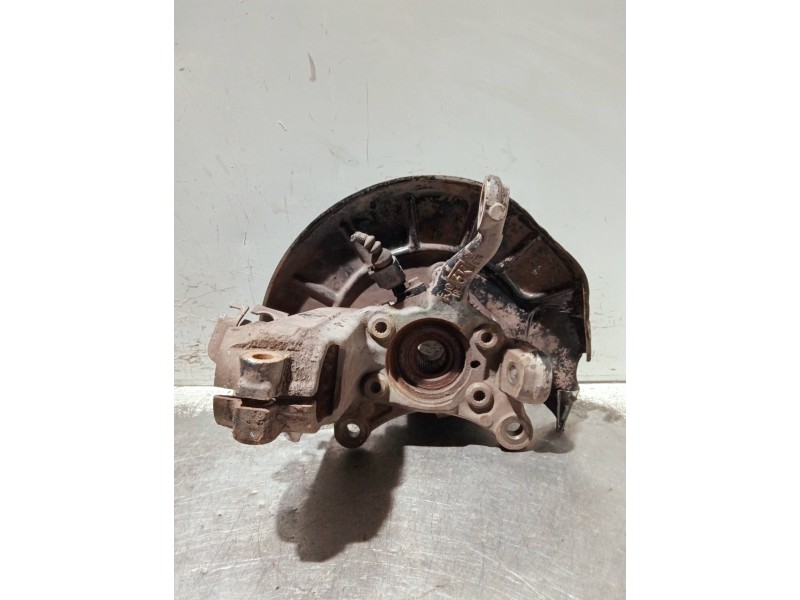 Recambio de mangueta delantera derecha para volkswagen caddy ka/kb (2k) referencia OEM IAM 1K0615312F  