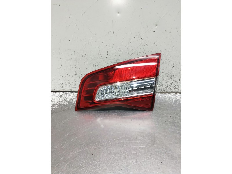 Recambio de piloto trasero derecho interior para renault koleos referencia OEM IAM 26550JY05  