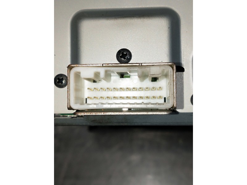 Recambio de sistema audio / radio cd para renault koleos referencia OEM IAM 28184JY00A  