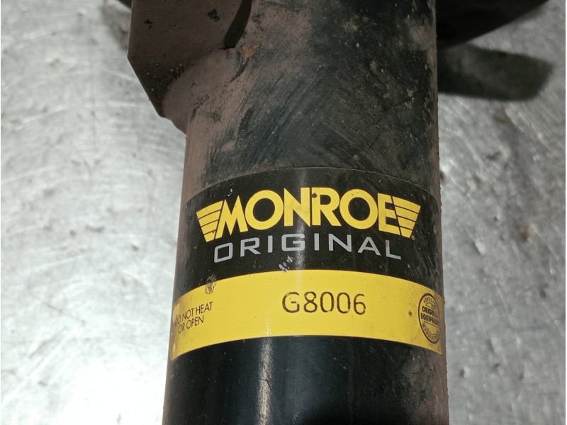 Recambio de amortiguador delantero derecho para volkswagen caddy ka/kb (2k) referencia OEM IAM G8006  