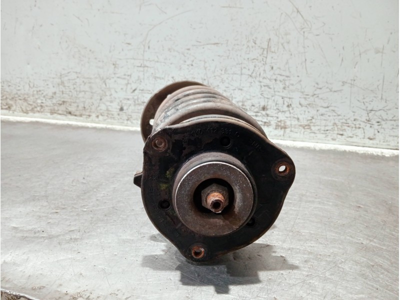 Recambio de amortiguador delantero izquierdo para volkswagen caddy ka/kb (2k) referencia OEM IAM G8006  