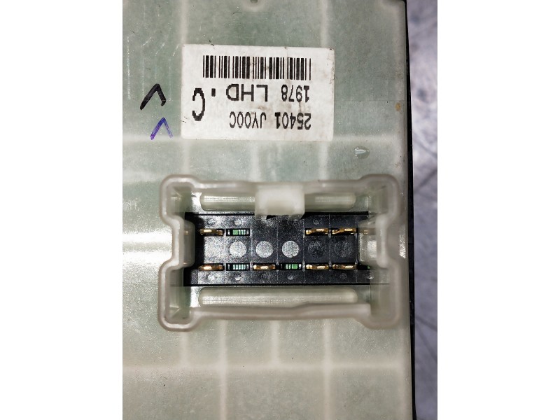 Recambio de mando elevalunas delantero izquierdo para renault koleos referencia OEM IAM 25401JY00C  5P