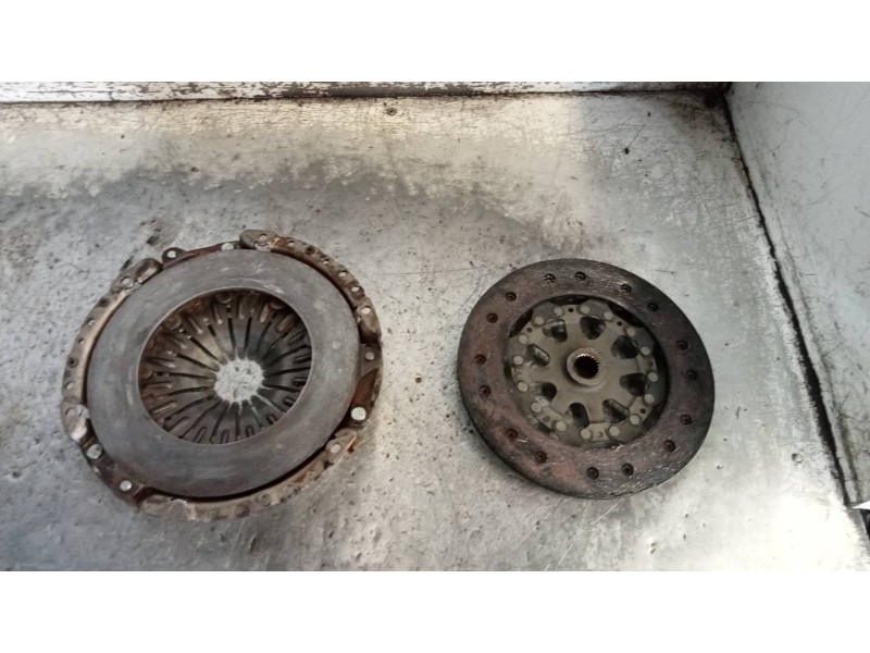 Recambio de kit embrague para audi 80 avant europa berlina referencia OEM IAM   