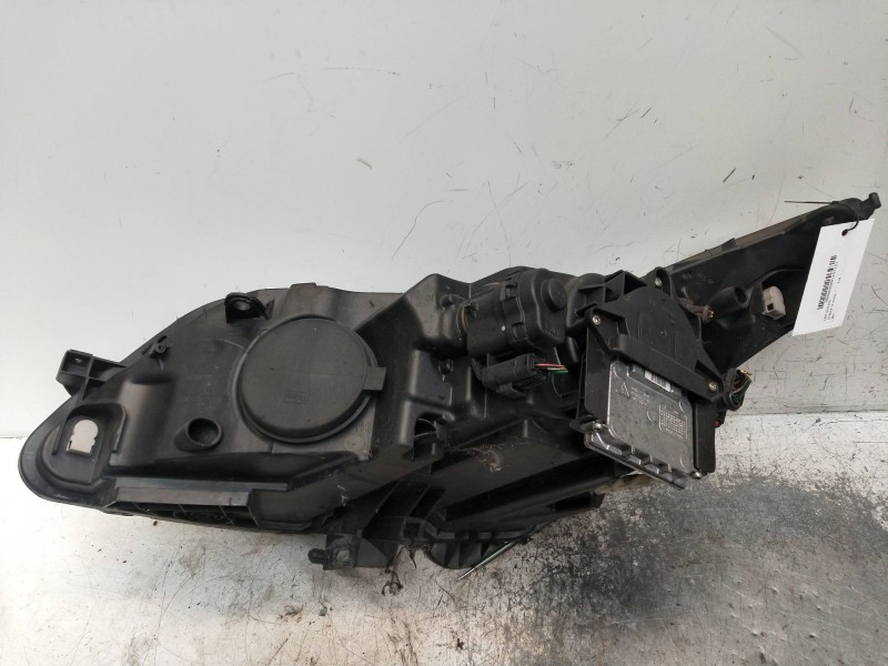 Recambio de faro derecho para citroen c4 coupe referencia OEM IAM   