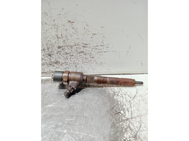 Recambio de inyector para suzuki swift berlina (mz) referencia OEM IAM 0445110083 BOSCH 