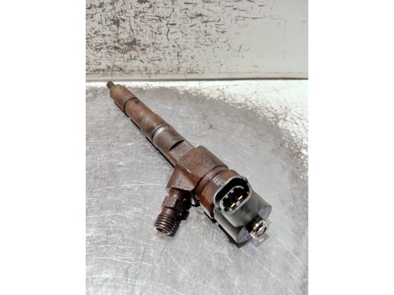 Recambio de inyector para alfa romeo gt (125) referencia OEM IAM 0986435104 BOSCH 