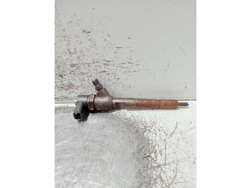 Recambio de inyector para suzuki swift berlina (mz) referencia OEM IAM 0445110083 BOSCH 