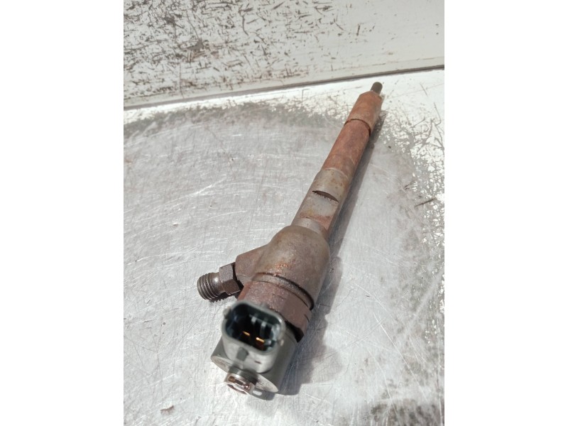 Recambio de inyector para suzuki swift berlina (mz) referencia OEM IAM 0445110083 BOSCH 