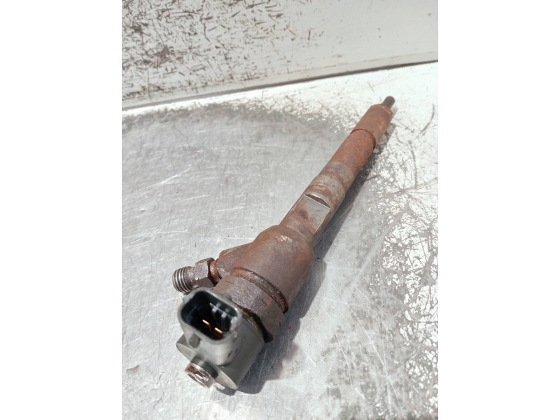 Recambio de inyector para suzuki swift berlina (mz) referencia OEM IAM 0445110083 BOSCH 