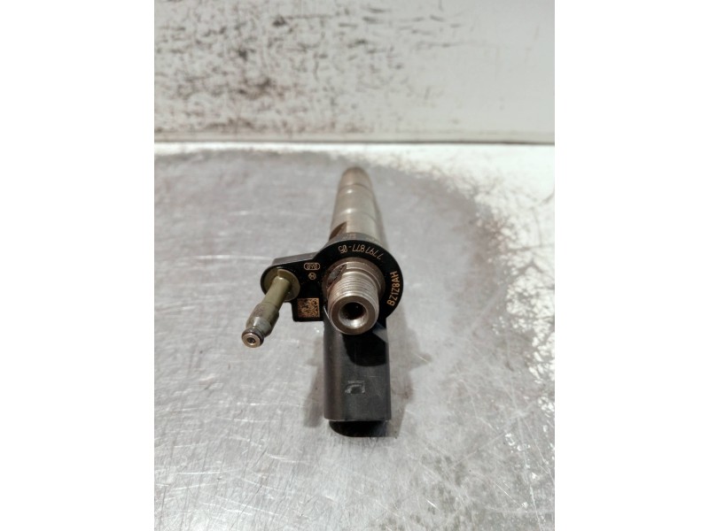 Recambio de inyector para bmw serie 3 coupe (e92) referencia OEM IAM 779787705 0445116001 BOSCH