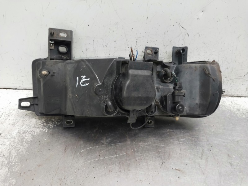Recambio de faro izquierdo para opel movano 2.5 diesel (s8u-772 / l93) referencia OEM IAM   
