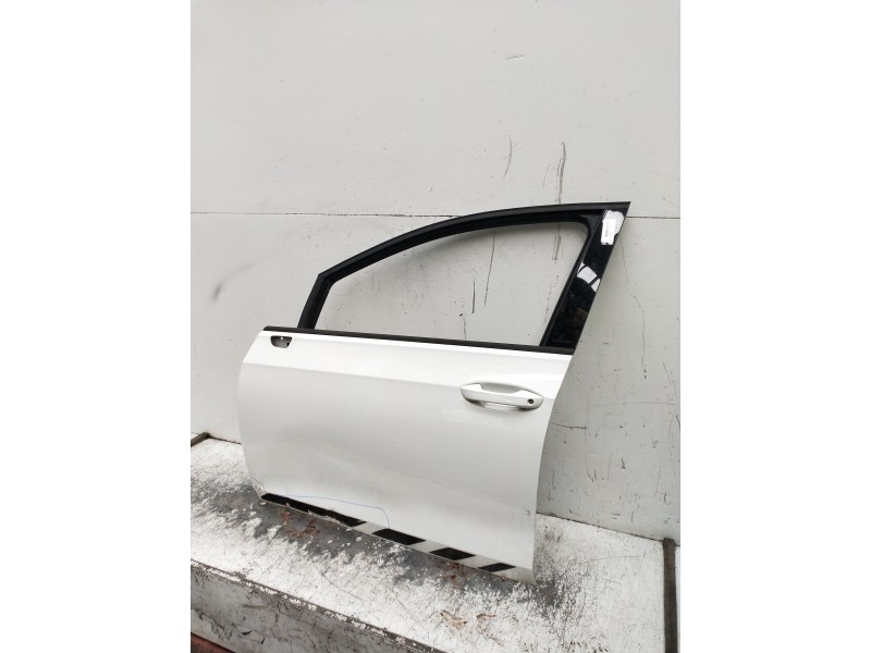 Recambio de puerta delantera izquierda para volkswagen golf viii lim. (cd1) referencia OEM IAM   5P