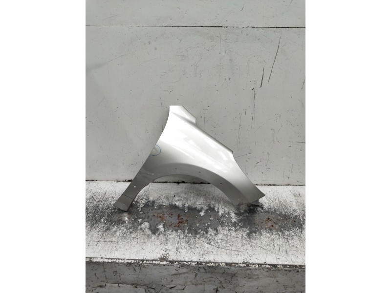 Recambio de aleta delantera derecha para peugeot 207 sw outdoor referencia OEM IAM   