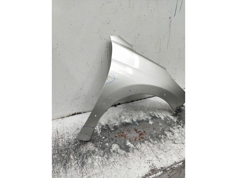 Recambio de aleta delantera derecha para peugeot 207 sw outdoor referencia OEM IAM   