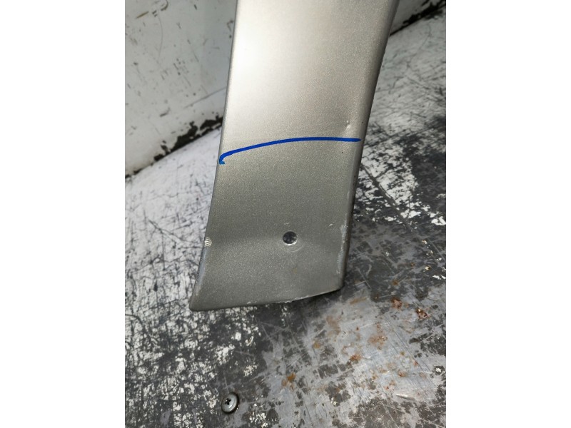 Recambio de aleta delantera derecha para peugeot 207 sw outdoor referencia OEM IAM   