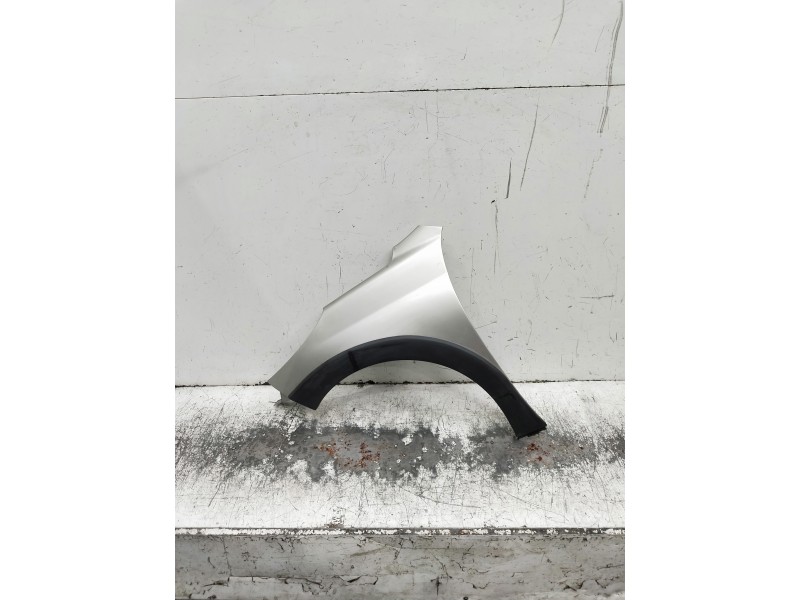 Recambio de aleta delantera izquierda para peugeot 207 sw outdoor referencia OEM IAM   