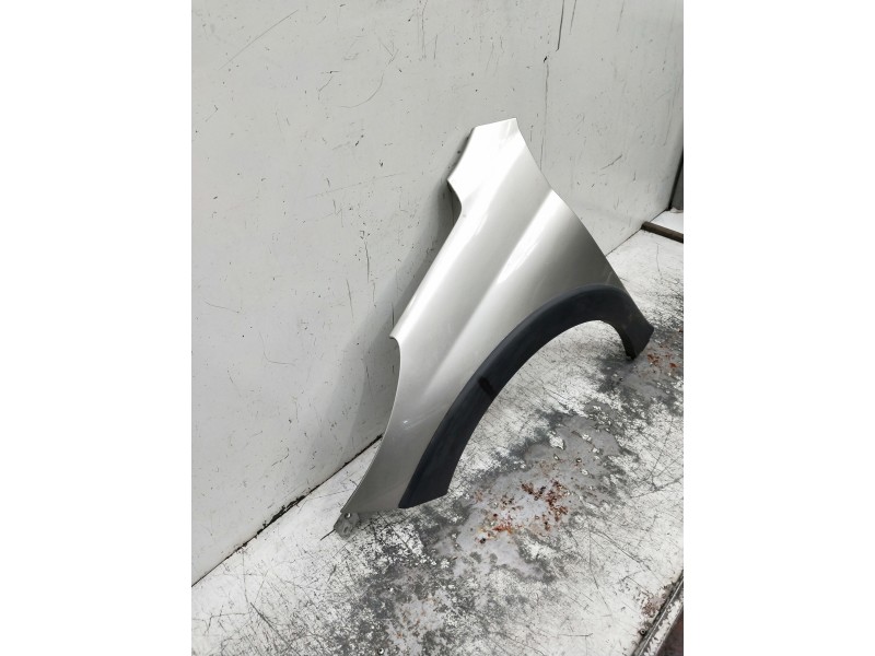 Recambio de aleta delantera izquierda para peugeot 207 sw outdoor referencia OEM IAM   