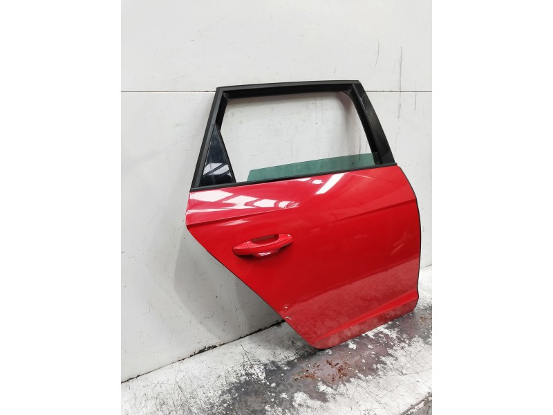 Recambio de puerta trasera izquierda para seat leon (5f1) referencia OEM IAM  OJO VER FOTOS 5P