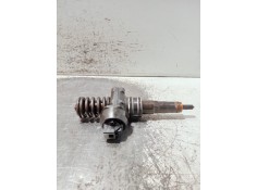 Recambio de inyector para audi a4 avant (8e) referencia OEM IAM 038130073AR 0414720214 BOSCH