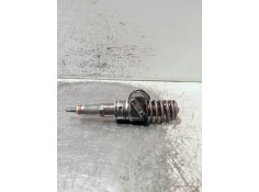 Recambio de inyector para volkswagen caddy ka/kb (2k) referencia OEM IAM 038130073BN 0414720313 BOSCH 2