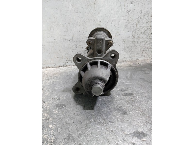 Recambio de motor arranque para ford focus berlina (cak) 1.8 tddi (5p) referencia OEM IAM 97BB11000B3D  