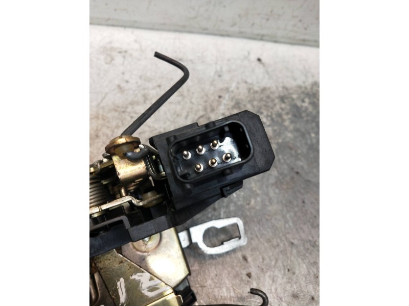 Recambio de motor cierre centralizado delantero izquierdo para bmw serie 3 compacto (e36) referencia OEM IAM 67111387606 141306 