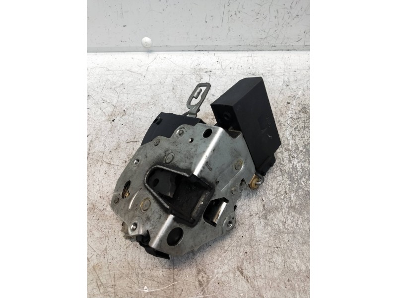 Recambio de motor cierre centralizado delantero izquierdo para bmw serie 3 compacto (e36) referencia OEM IAM 67111387606 141306 