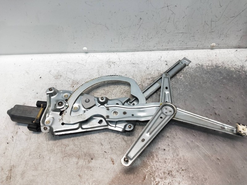 Recambio de elevalunas delantero derecho para bmw serie 3 compacto (e36) referencia OEM IAM 628360978  3P