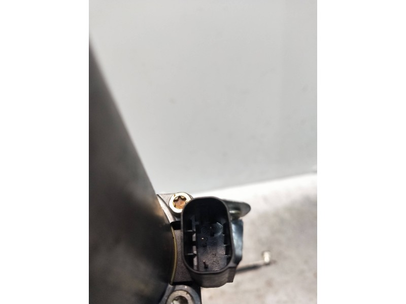 Recambio de elevalunas delantero derecho para bmw serie 3 compacto (e36) referencia OEM IAM 628360978  3P