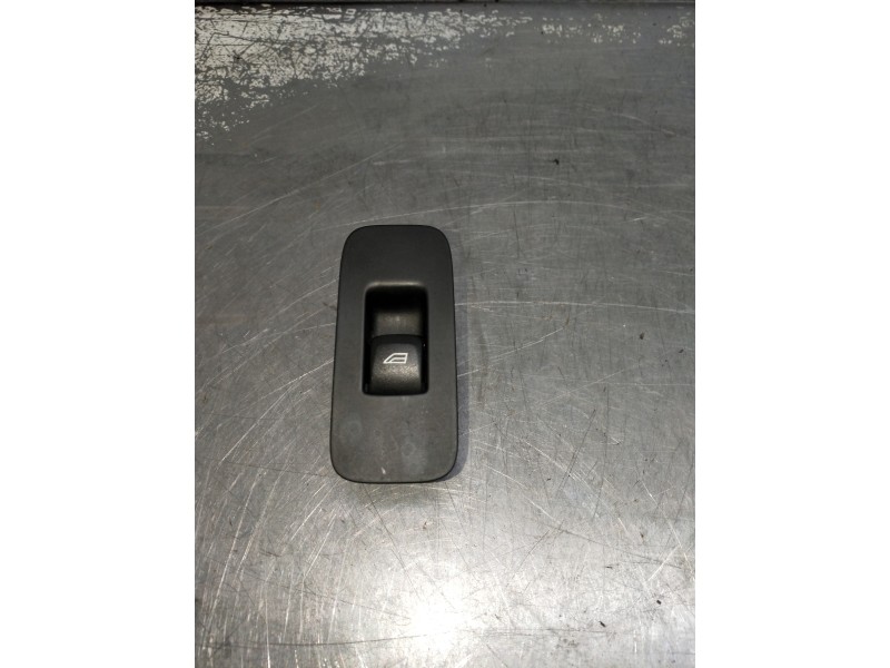 Recambio de mando elevalunas delantero derecho para volvo v40 referencia OEM IAM   5P