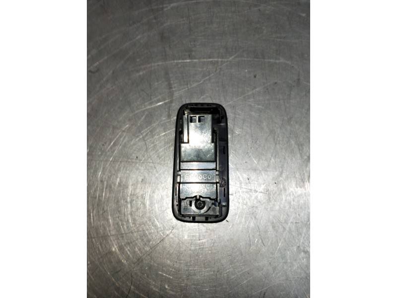 Recambio de mando elevalunas delantero derecho para volvo v40 referencia OEM IAM   5P