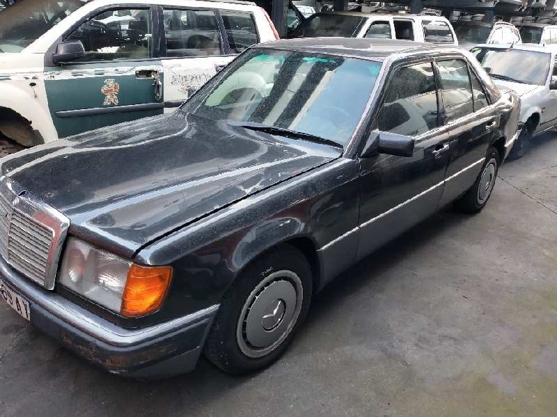 mercedes clase e (w124) berlina del año 1990